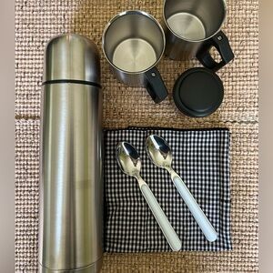 Hinkley Picnic at Ascot set.